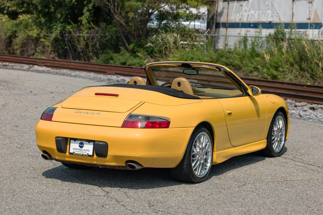 2001 Porsche 996 Carrera - Image 14 of 31