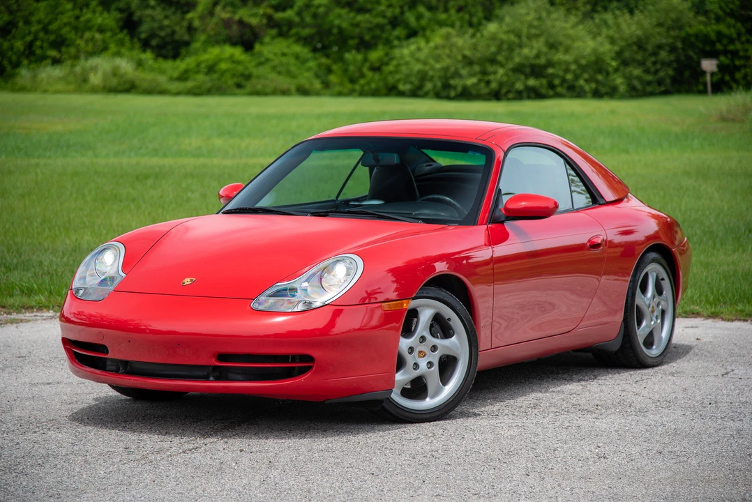 2001 Porsche 996 Carrera - Image 12 of 31