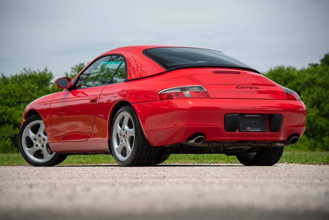 2001 Porsche 996 Carrera - Image 16 of 31