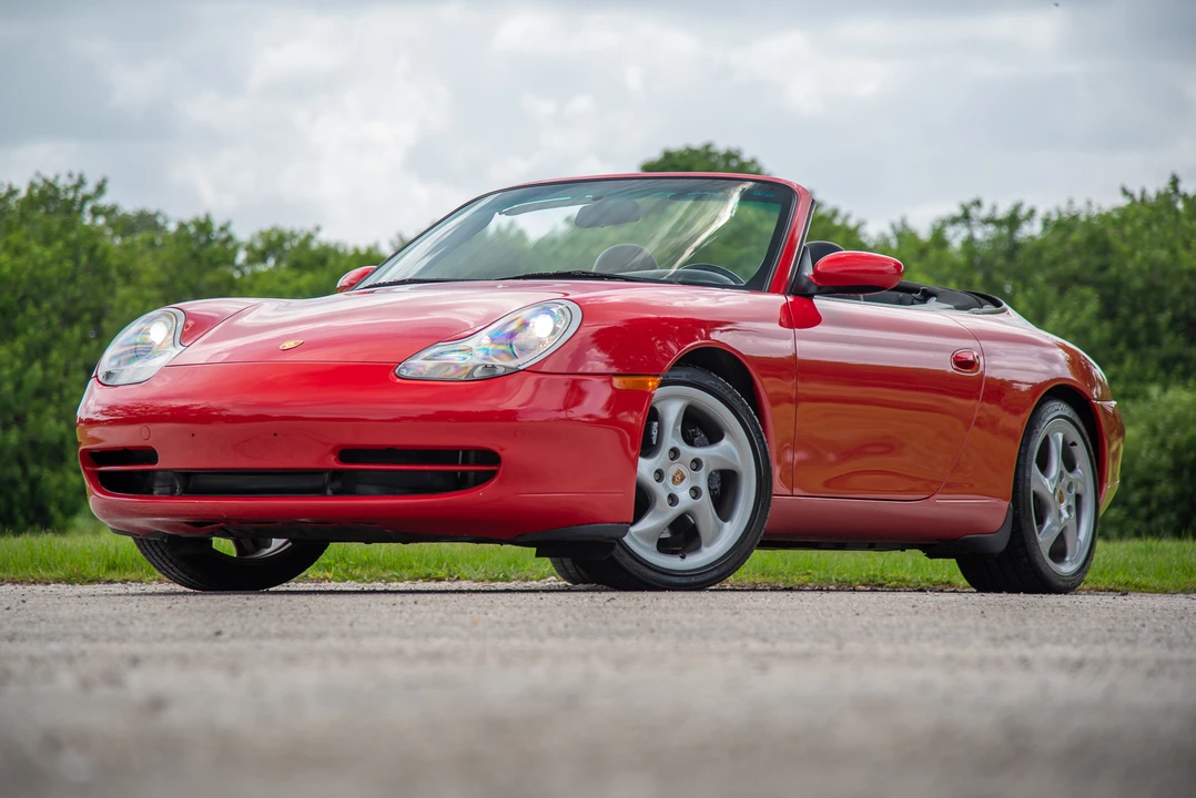 2001 Porsche 996 Carrera - Image 2 of 31