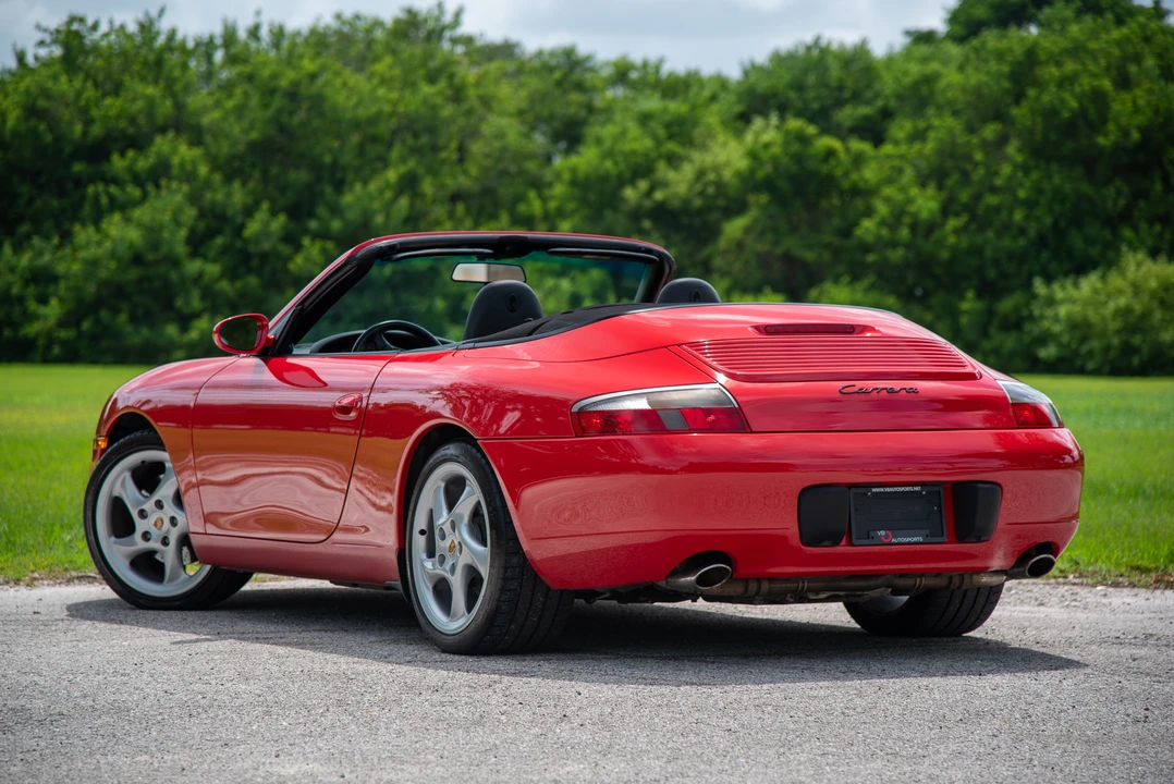 2001 Porsche 996 Carrera - Image 8 of 31