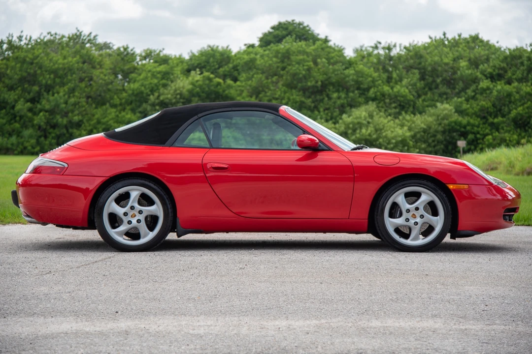 2001 Porsche 996 Carrera - Image 24 of 31