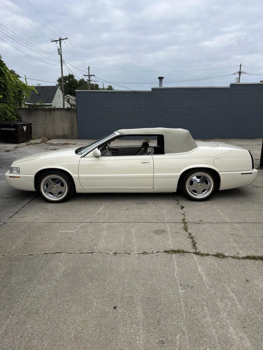 2002 Cadillac Eldorado 12th Gen - Image 3 of 31
