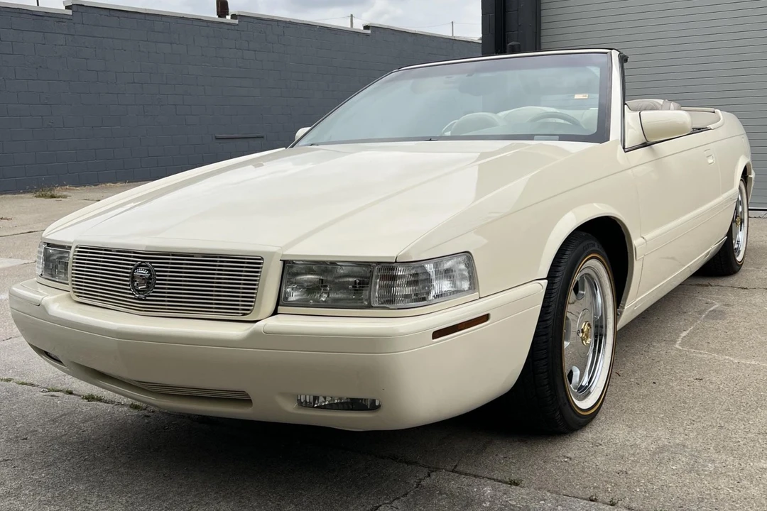 2002 Cadillac Eldorado 12th Gen - Image 1 of 31