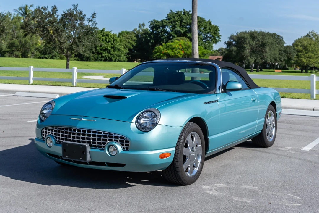 2002 Ford Thunderbird 11th Gen - Image 11 of 31