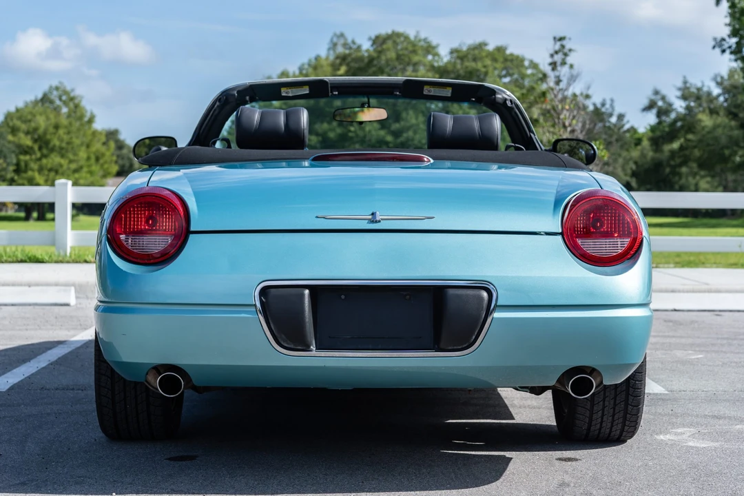 2002 Ford Thunderbird 11th Gen - Image 18 of 31