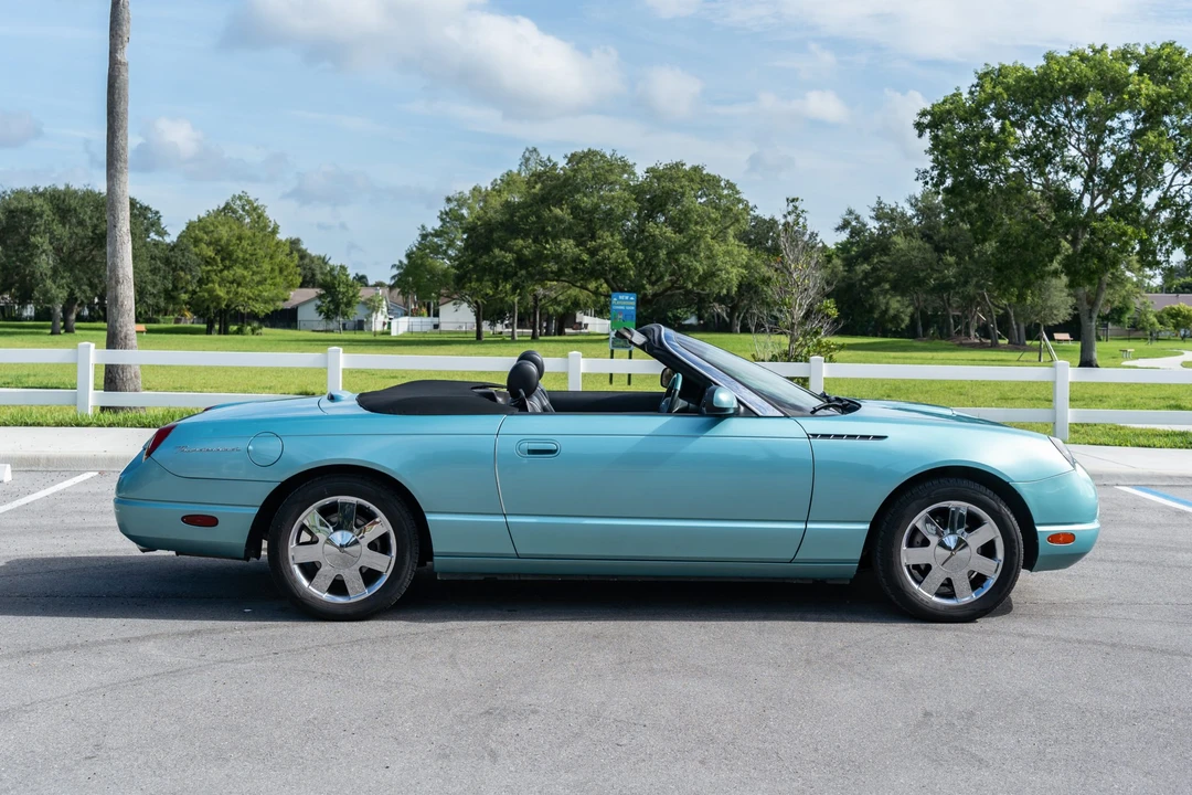 2002 Ford Thunderbird 11th Gen - Image 5 of 31