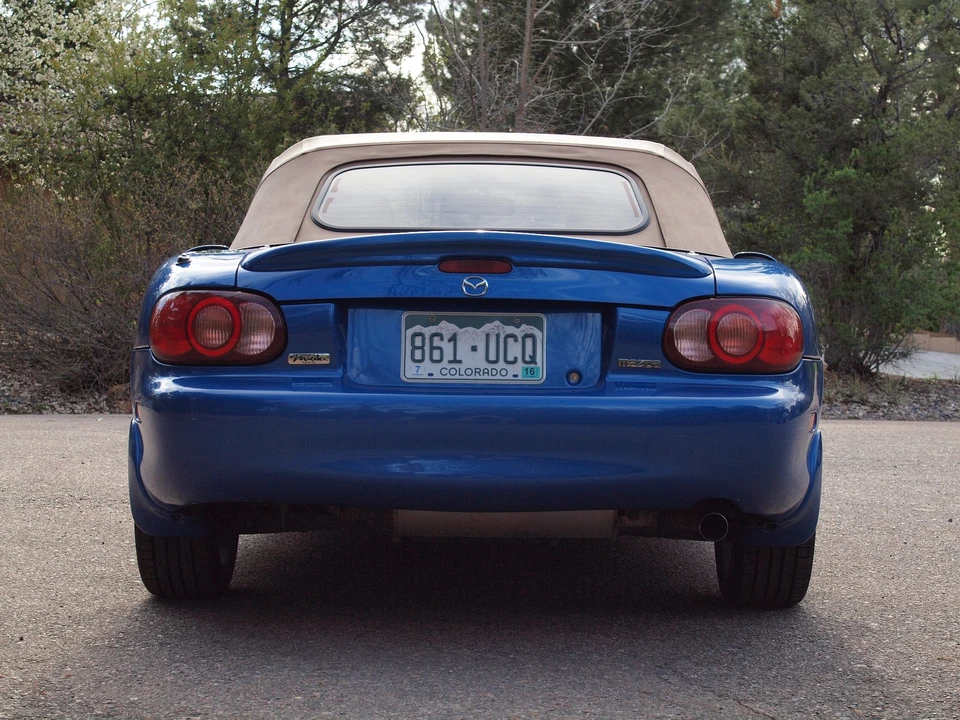 2002 Mazda NB MX-5 Miata - Image 12 of 31