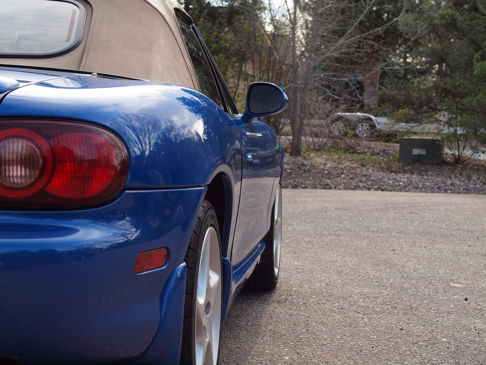 2002 Mazda NB MX-5 Miata - Image 18 of 31