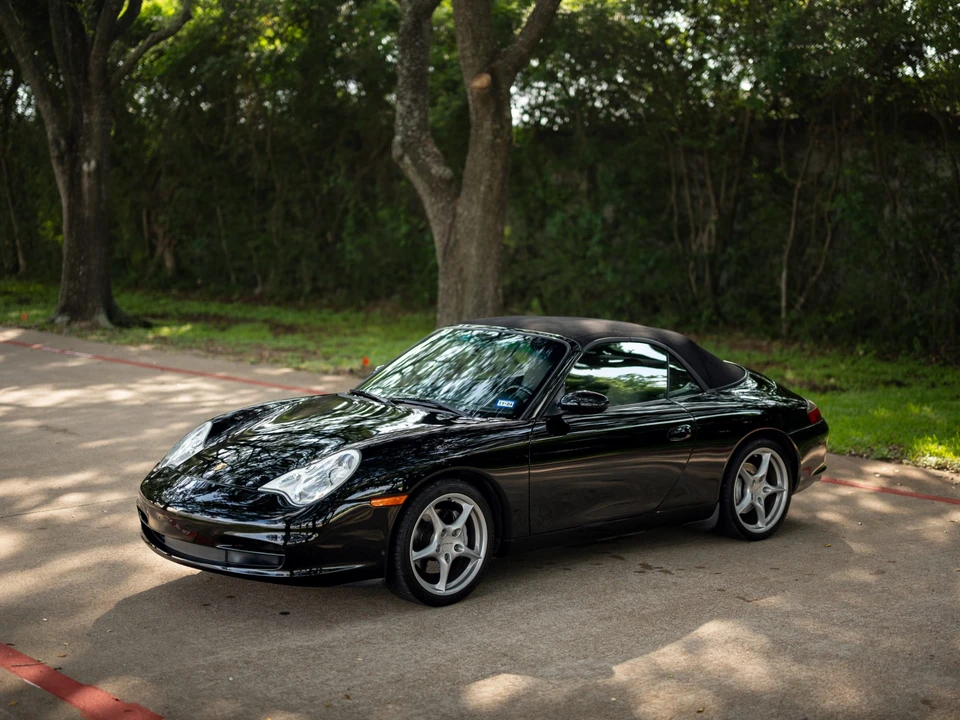 2002 Porsche 996 Carrera 4 - Image 24 of 31