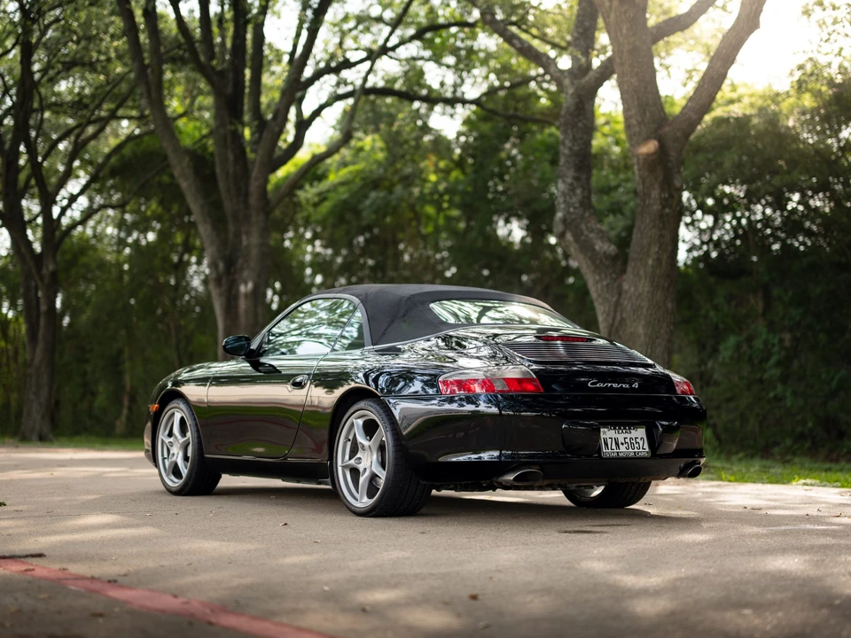 2002 Porsche 996 Carrera 4 - Image 28 of 31