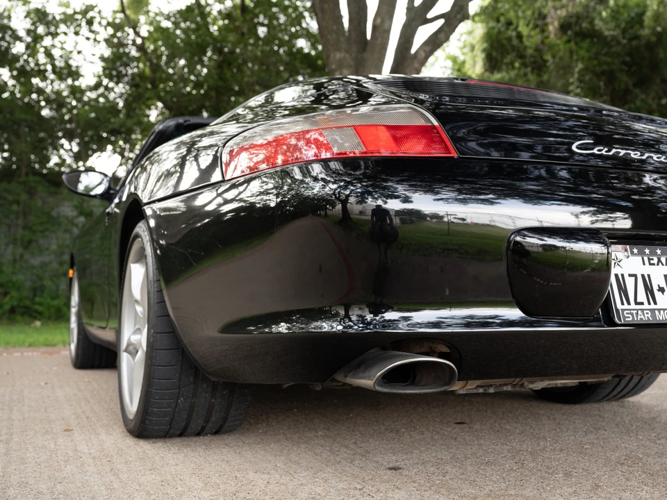 2002 Porsche 996 Carrera 4 - Image 30 of 31