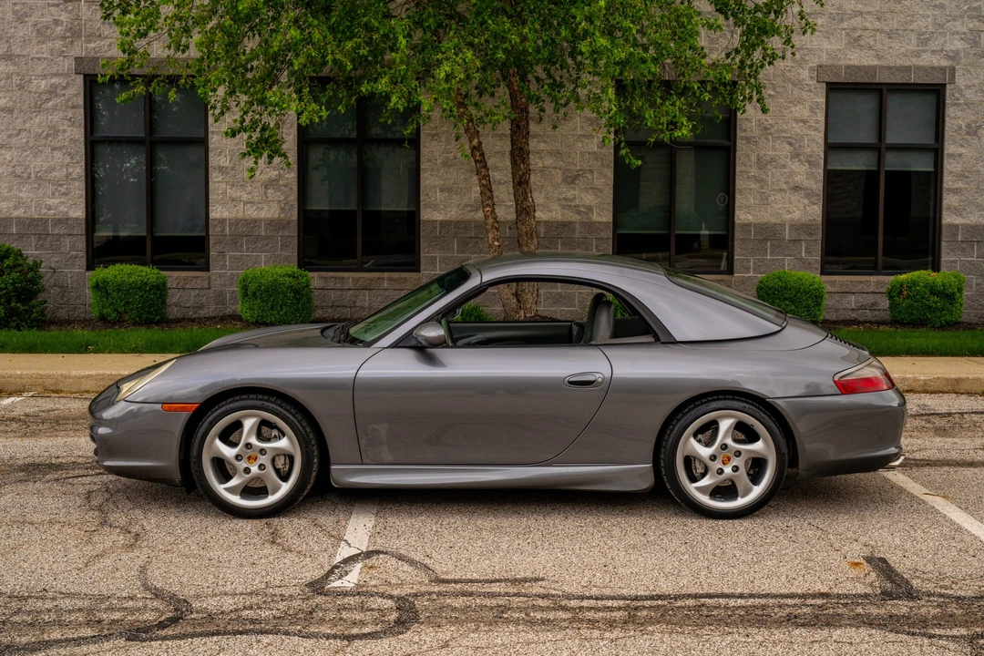 2002 Porsche 996 Carrera 4S - Image 25 of 31