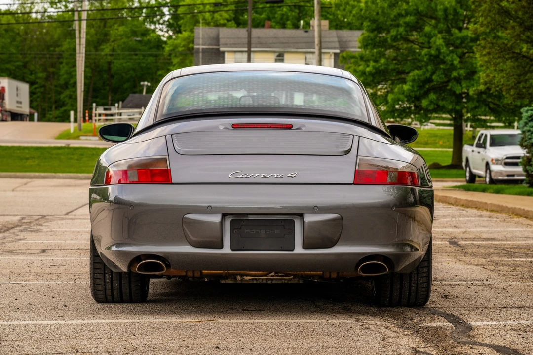 2002 Porsche 996 Carrera 4S - Image 17 of 31