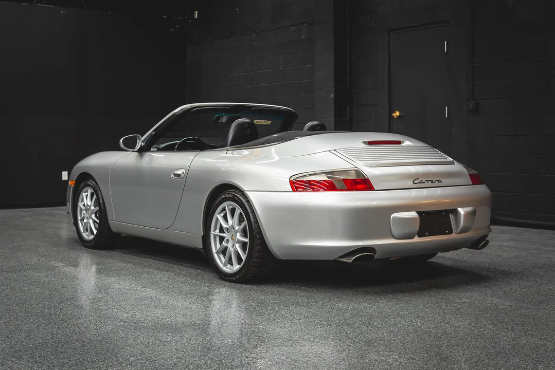 2002 Porsche 996 Carrera - Image 16 of 31