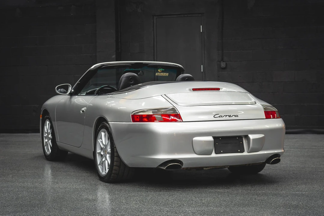 2002 Porsche 996 Carrera - Image 24 of 31