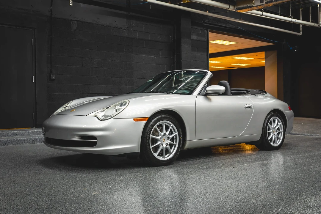 2002 Porsche 996 Carrera - Image 9 of 31
