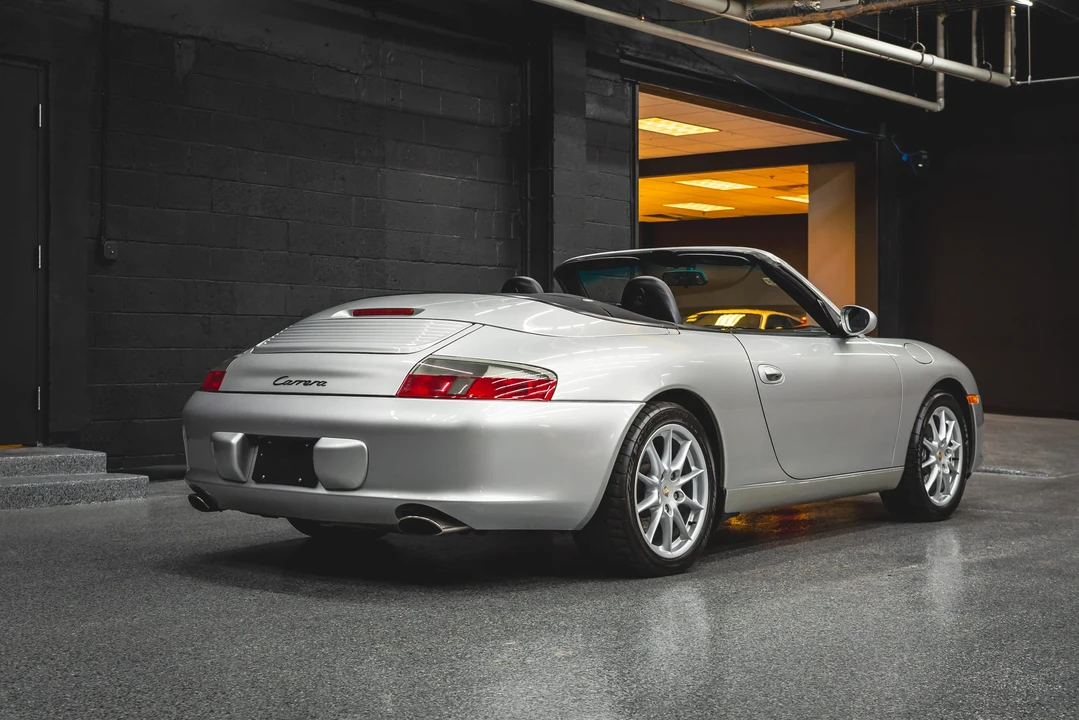 2002 Porsche 996 Carrera - Image 28 of 31