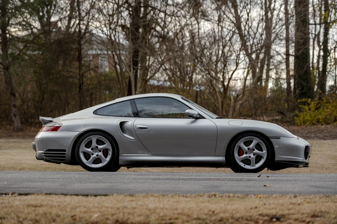 2002 Porsche 996 Turbo - Image 12 of 31