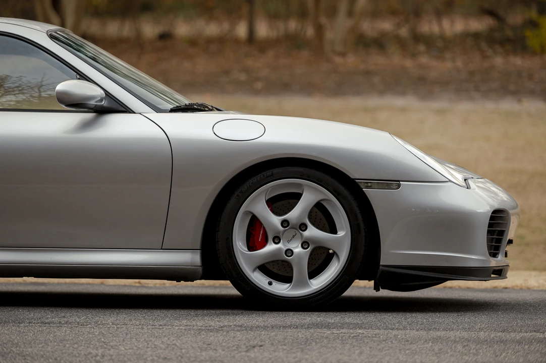 2002 Porsche 996 Turbo - Image 28 of 31
