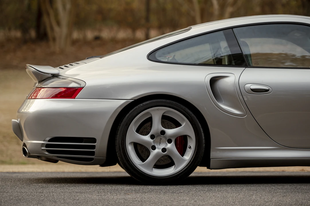 2002 Porsche 996 Turbo - Image 27 of 31