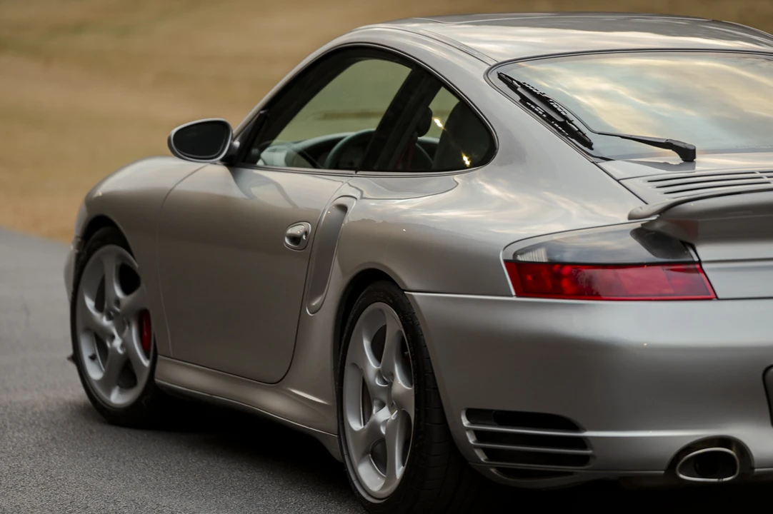 2002 Porsche 996 Turbo - Image 24 of 31