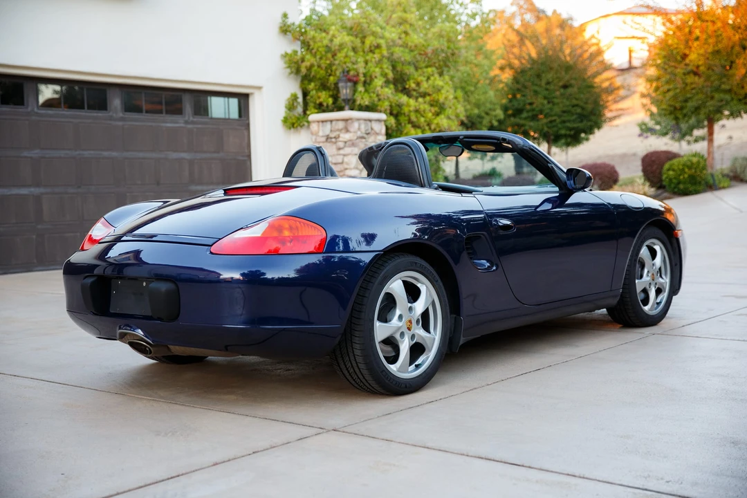 2002 Porsche 986 Boxster - Image 13 of 31