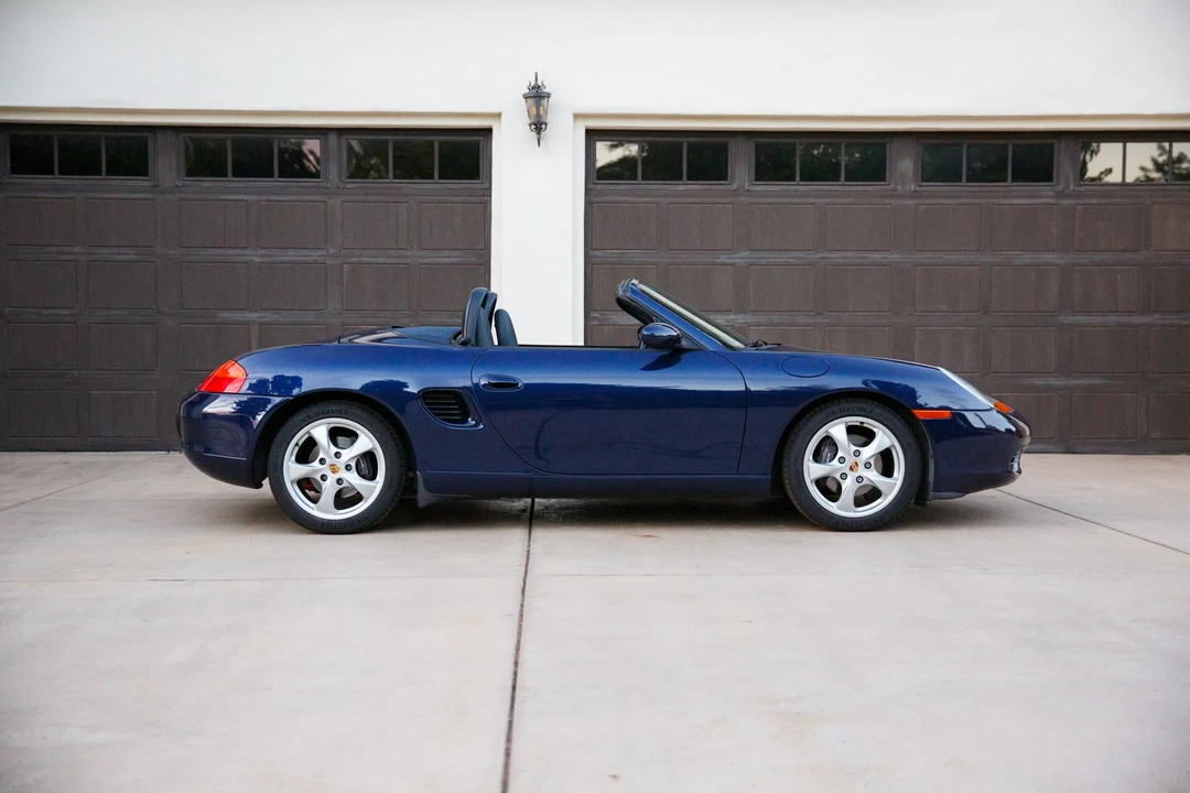 2002 Porsche 986 Boxster - Image 11 of 31