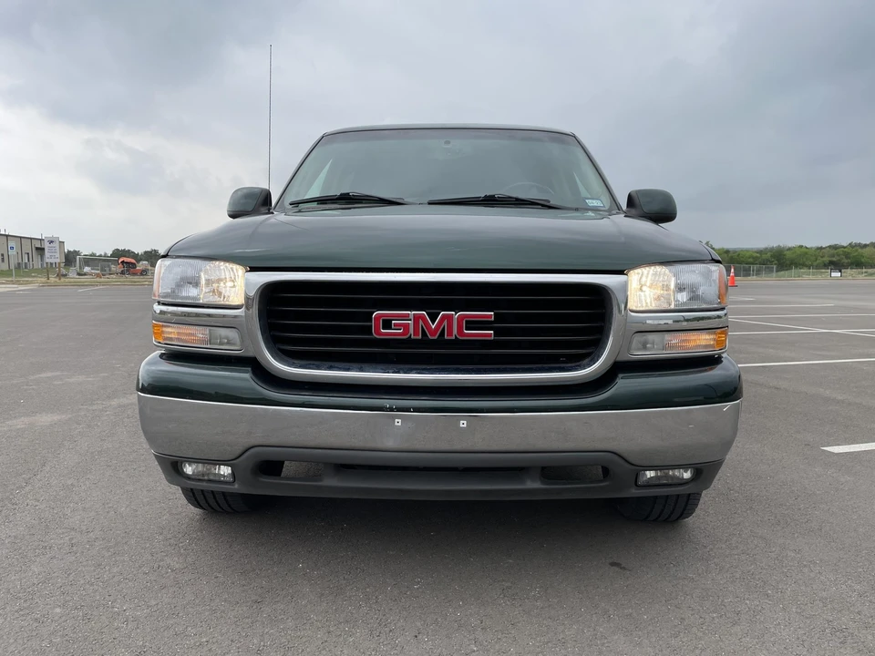 2003 GMC Yukon 2nd Gen - Image 14 of 31