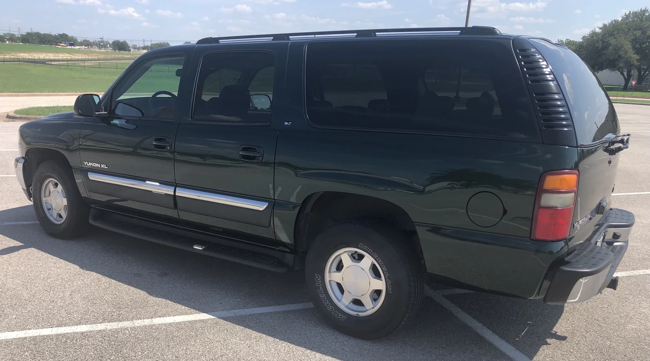 2003 GMC Yukon 2nd Gen - Image 21 of 31
