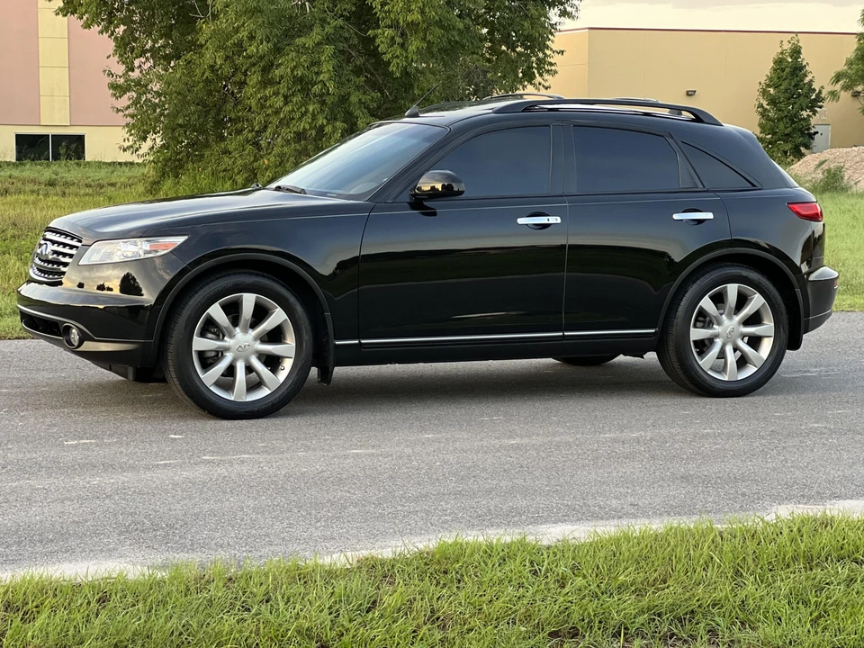2003 Infiniti FX 1st Gen - Image 15 of 31
