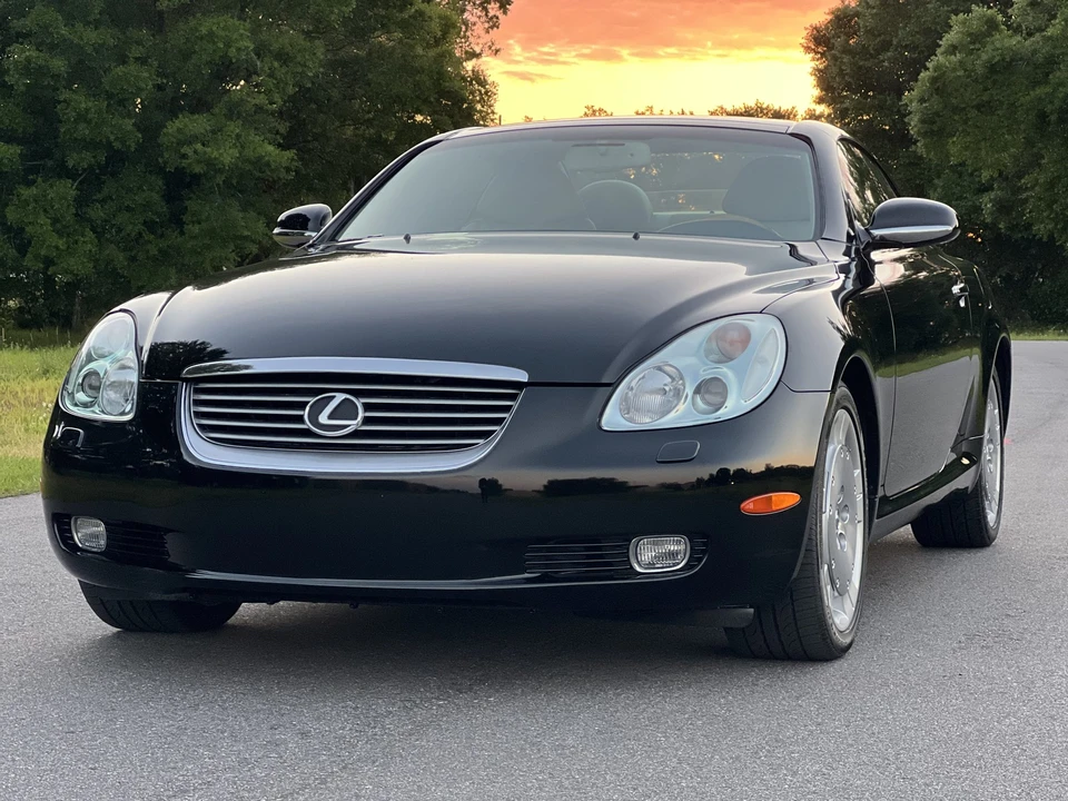 2003 Lexus SC430 - Image 4 of 31
