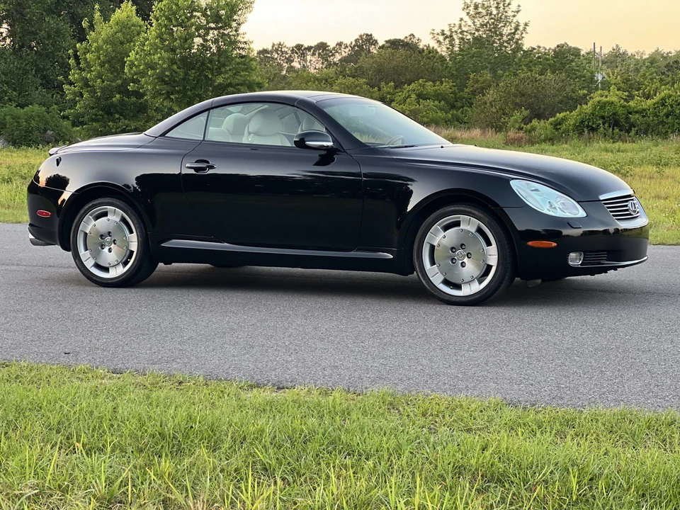 2003 Lexus SC430 - Image 16 of 31
