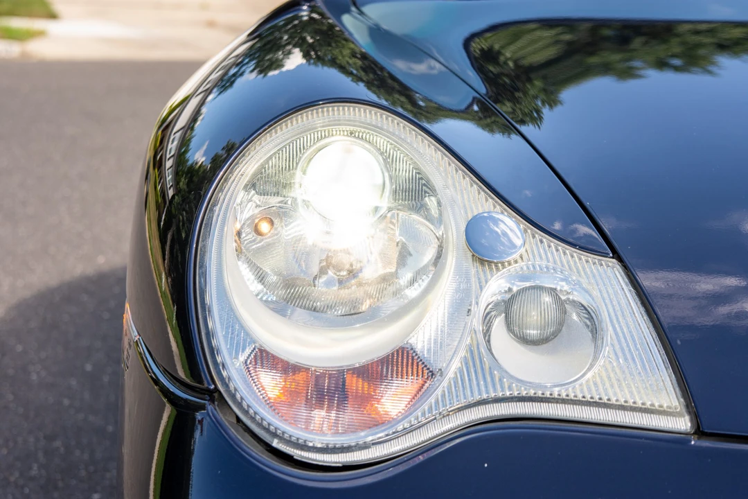 2003 Porsche 996 Carrera 4S - Image 12 of 31