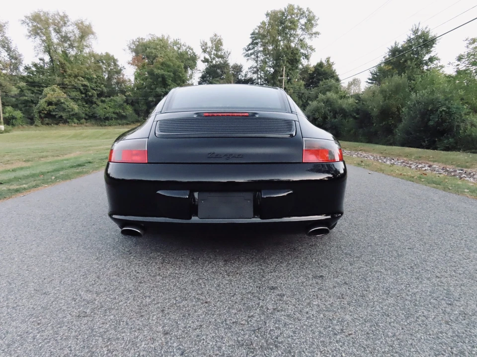 2003 Porsche 996 Carrera - Image 11 of 31