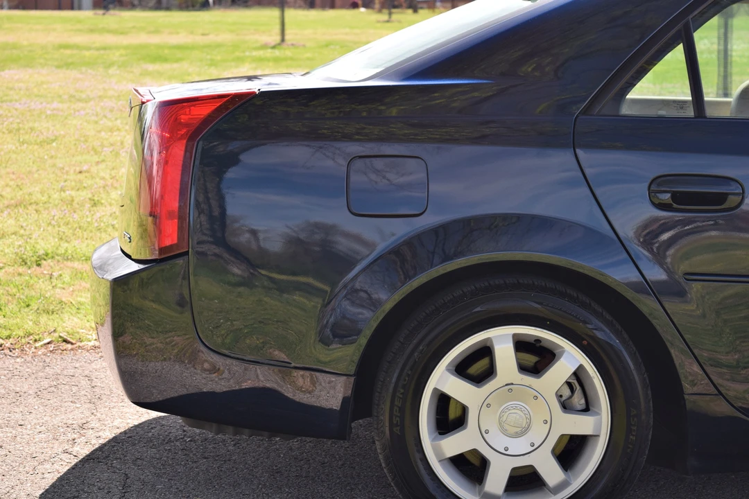 2004 Cadillac CTS 1st Gen - Image 17 of 31