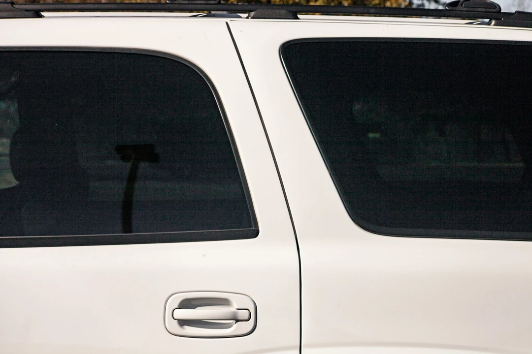 2004 GMC Yukon 2nd Gen - Image 11 of 31