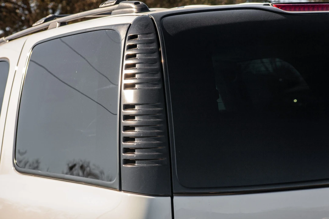 2004 GMC Yukon 2nd Gen - Image 14 of 31