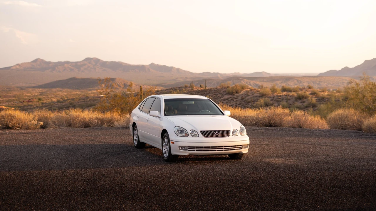 2004 Lexus GS 3rd Gen - Image 23 of 31