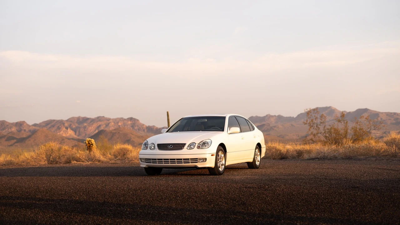2004 Lexus GS 3rd Gen - Image 9 of 31