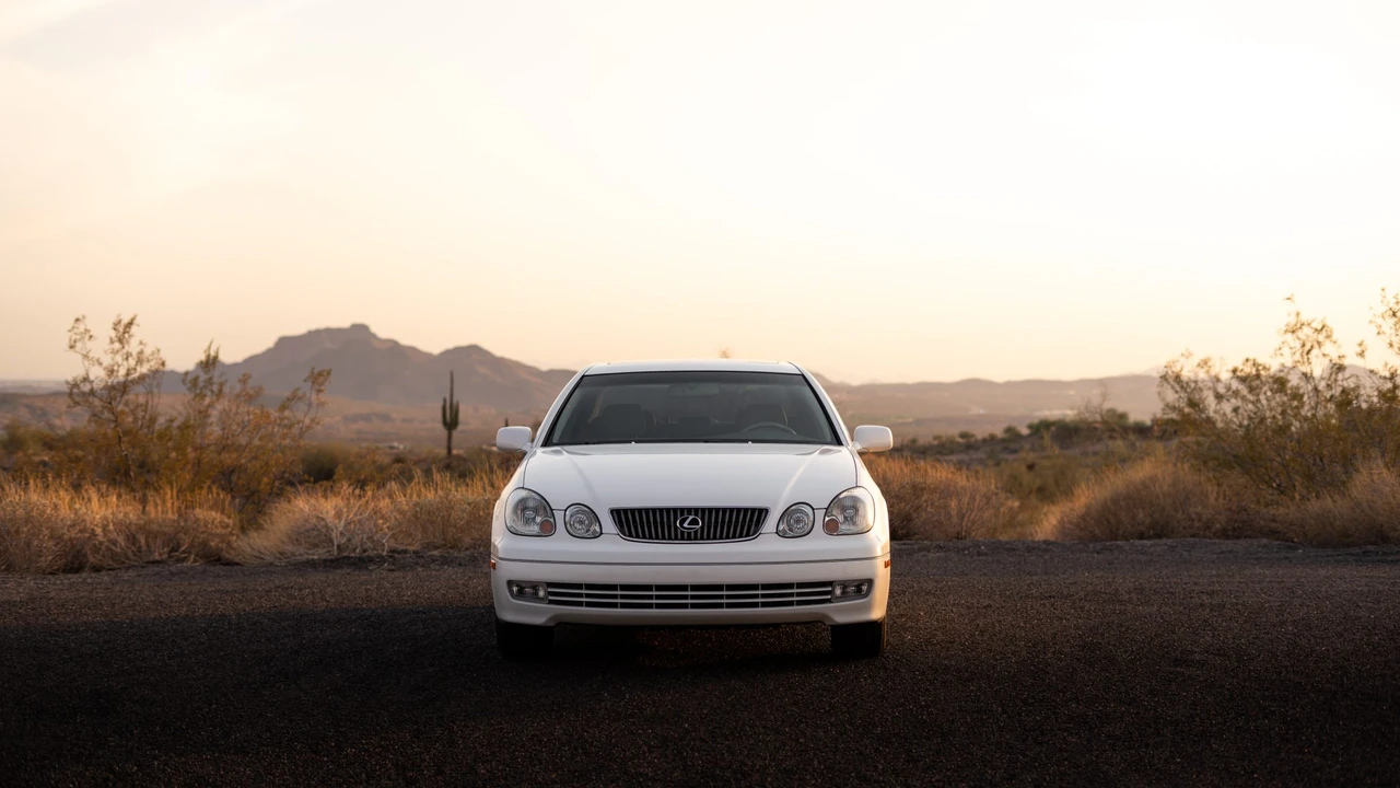 2004 Lexus GS 3rd Gen - Image 16 of 31