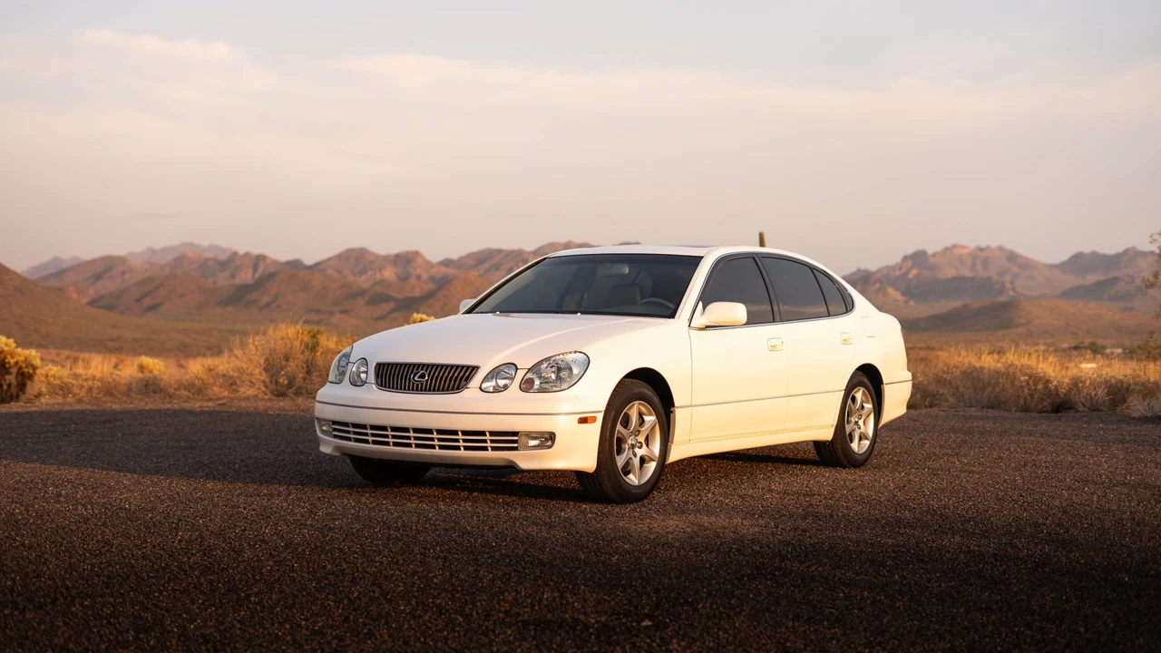 2004 Lexus GS 3rd Gen - Image 6 of 31