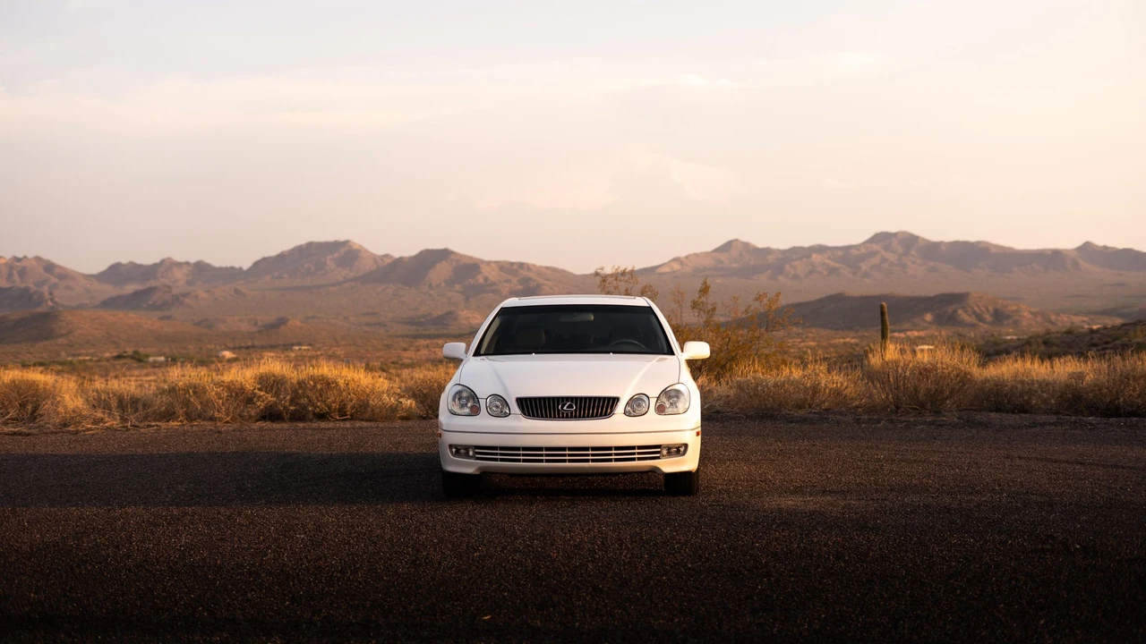2004 Lexus GS 3rd Gen - Image 14 of 31