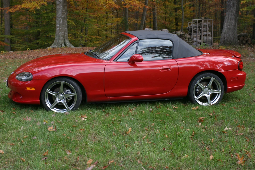 2004 Mazda NB Mazdaspeed MX-5 Miata - Image 8 of 31