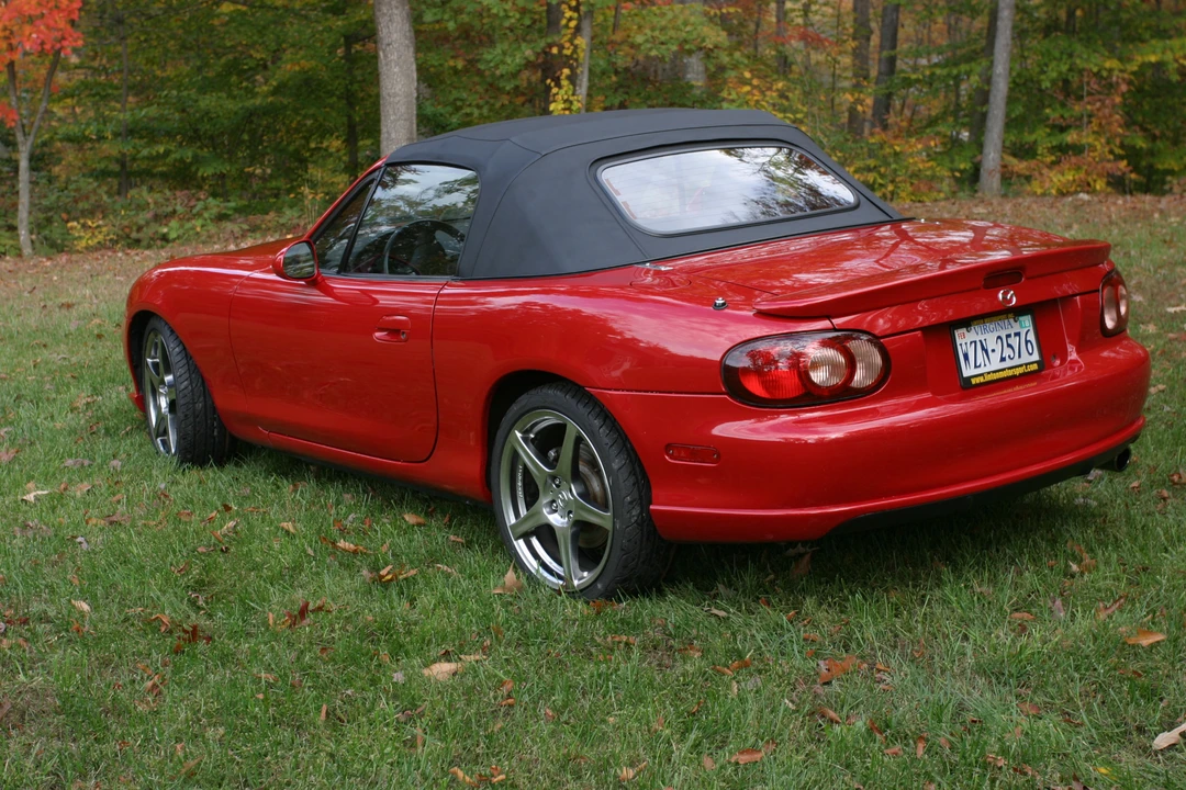 2004 Mazda NB Mazdaspeed MX-5 Miata - Image 10 of 31