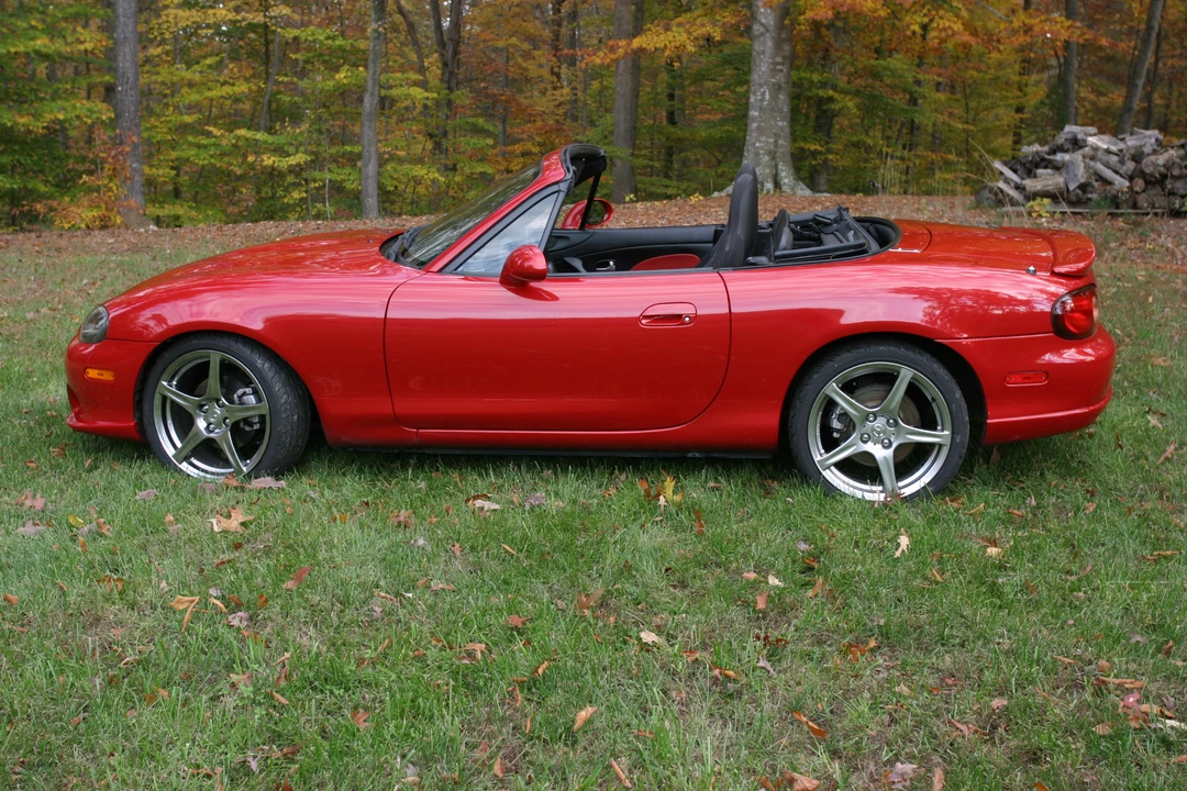2004 Mazda NB Mazdaspeed MX-5 Miata - Image 13 of 31