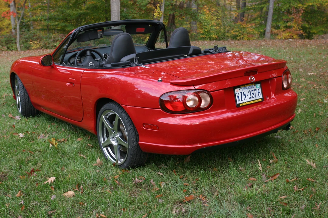 2004 Mazda NB Mazdaspeed MX-5 Miata - Image 17 of 31