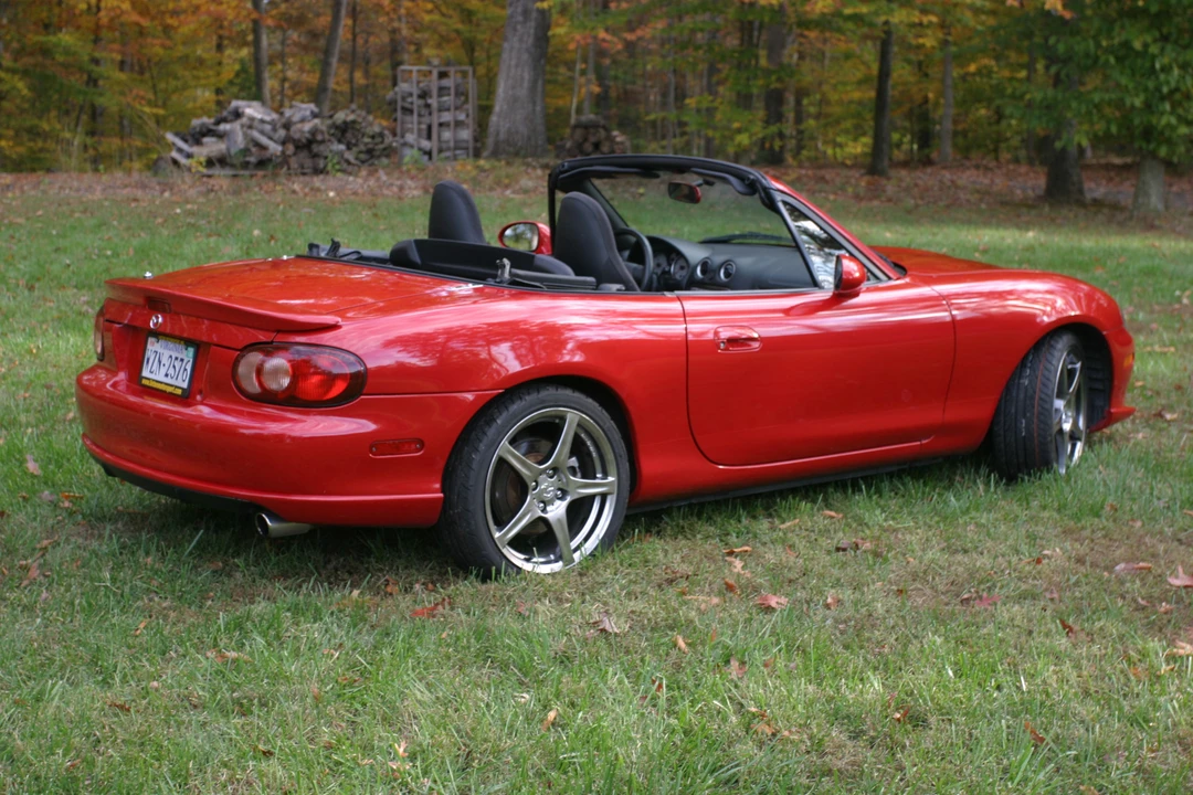 2004 Mazda NB Mazdaspeed MX-5 Miata - Image 19 of 31