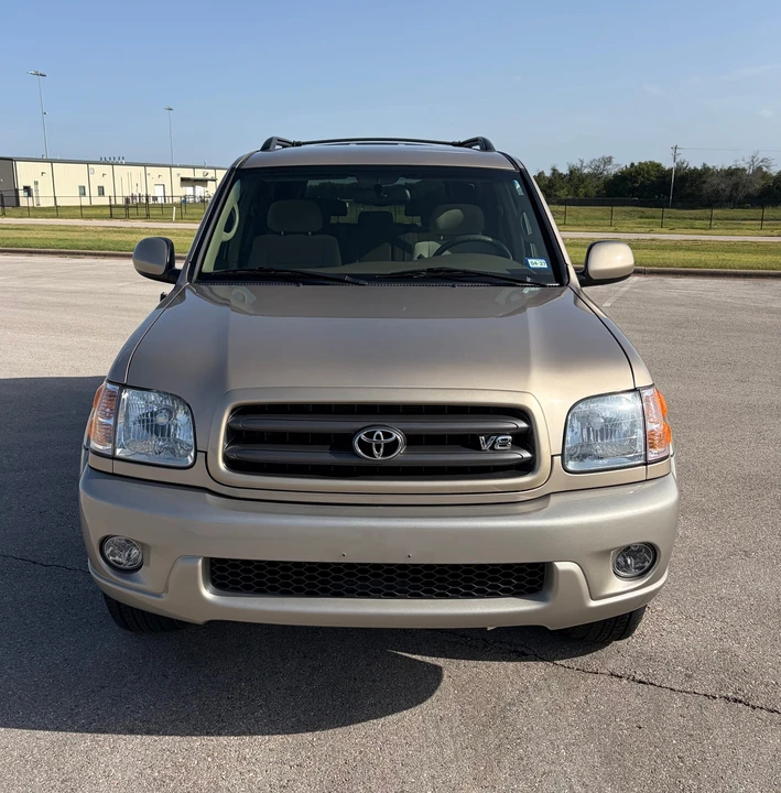 2004 Toyota Sequoia 1st Gen - Image 15 of 31