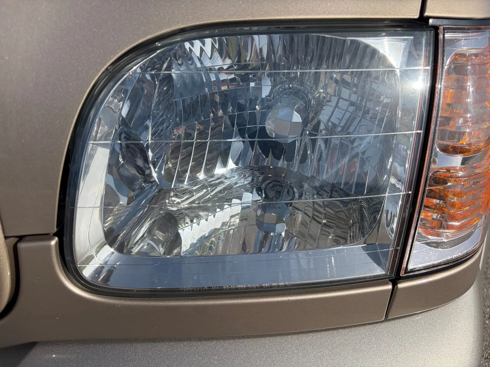 2004 Toyota Sequoia 1st Gen - Image 19 of 31